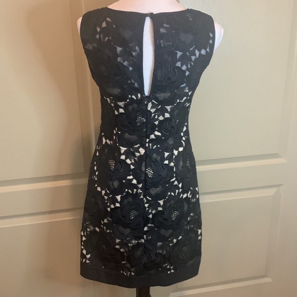 WHBM Women's Sleeveless Lace Inlay Dress 2 - Picture 7 of 11